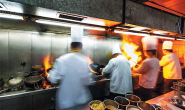 OIL, SMOKE AND ODOR SOLUTIONS IN INDUSTRIAL KITCHEN AND FOOD PRODUCTION FACILITIES